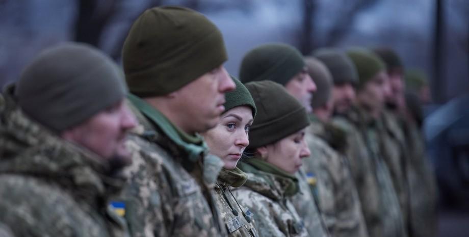 Мобілізація зупиниться, а бійці повернуться додому: Фокус дізнався, що не так з пропозицією розпустити ТЦК.